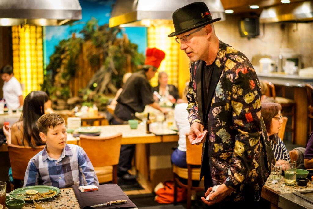 Los Angeles magicians for birthday party